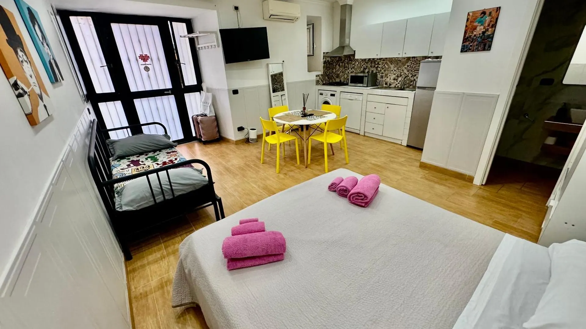 فيلا Nea Loft نابولي 0*,  إيطاليا